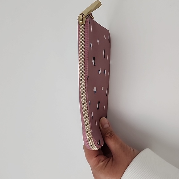 Sonia Kashuk Makeup Bag Mauve - Picture 6 of 13